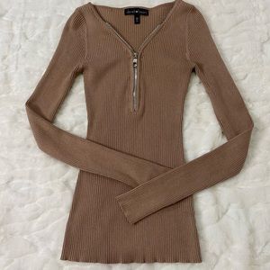 Derek Heart zipper front stretch sweater Size M